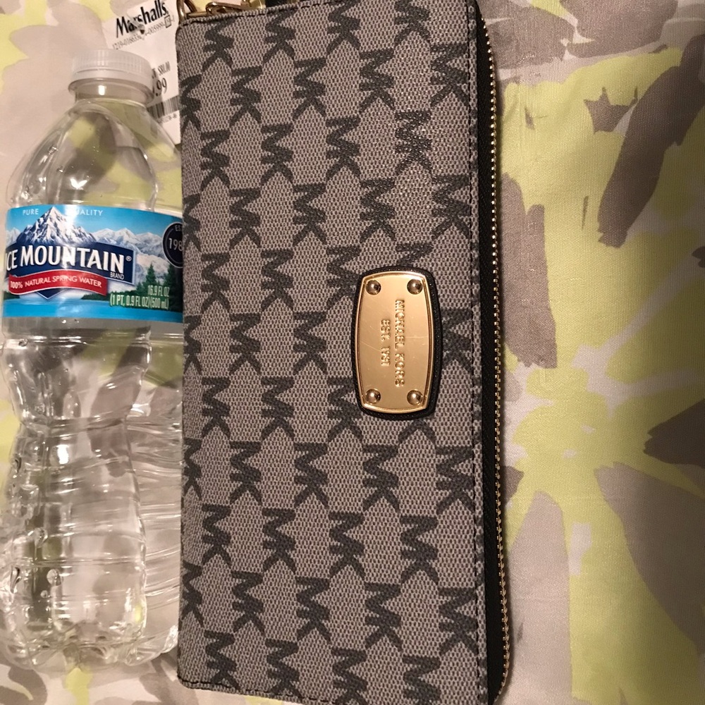 Brand new Michael Kors